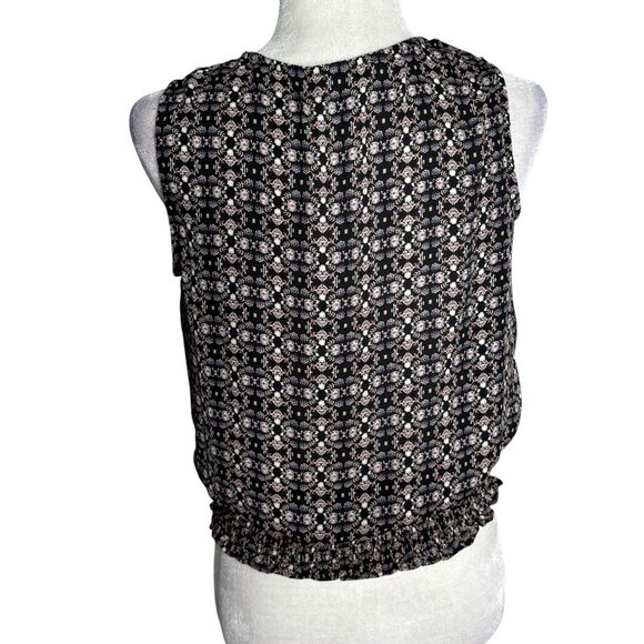Sleeveless Floral Blouse Top Small Black Smocked Waist V Neck Surplice Wrap - Picture 4 of 7